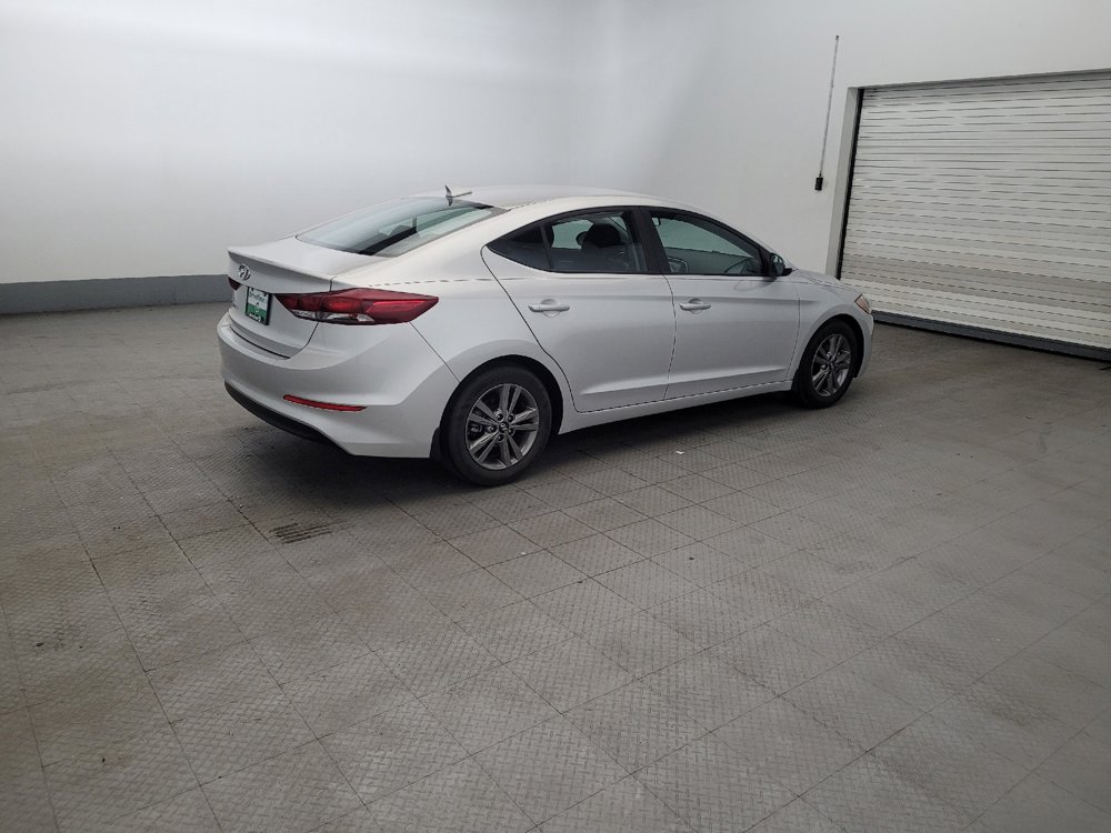 Used 2018 Hyundai Elantra SEL FWD image 10