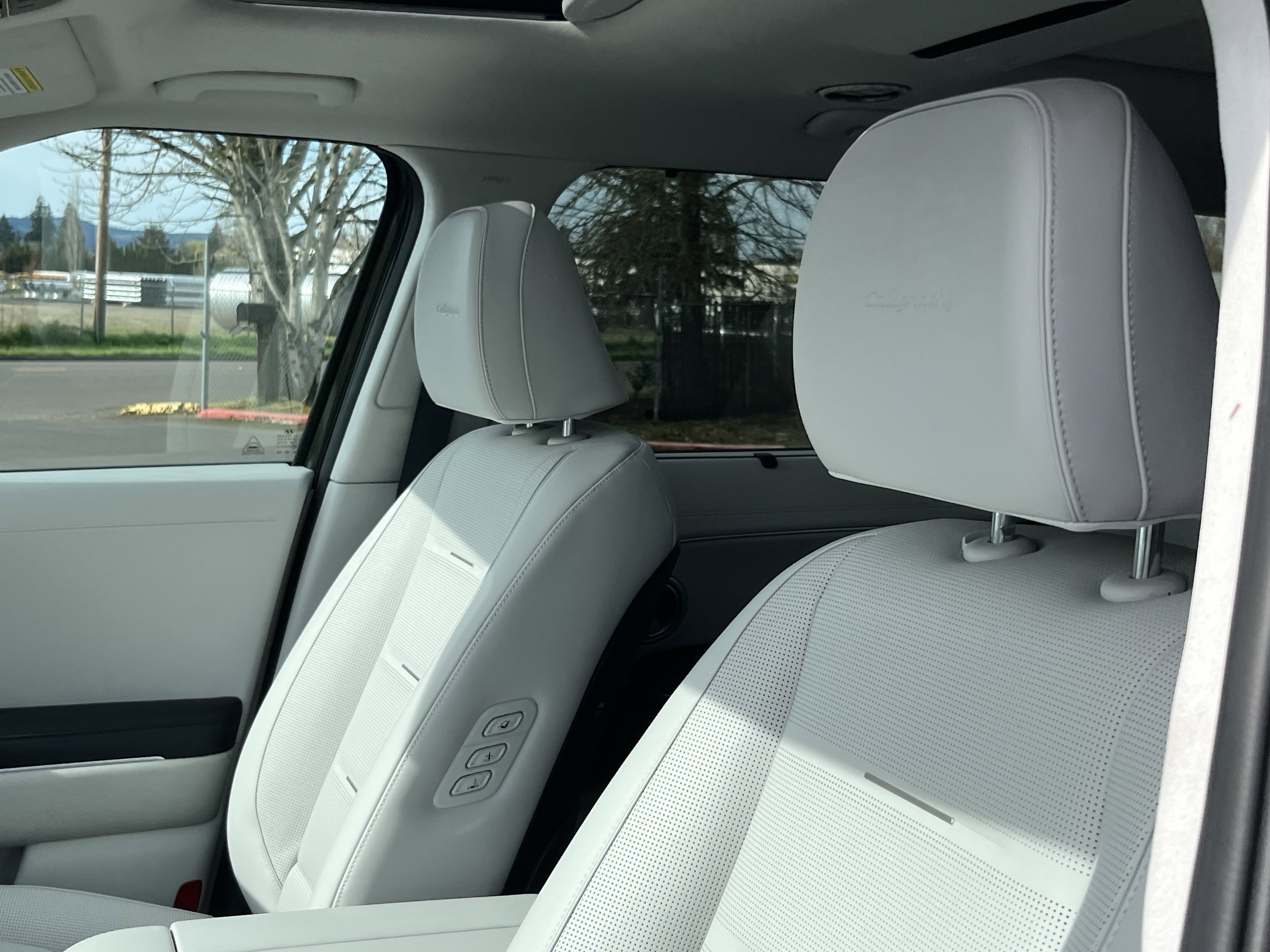 Used 2026 Hyundai Palisade Calligraphy image 19