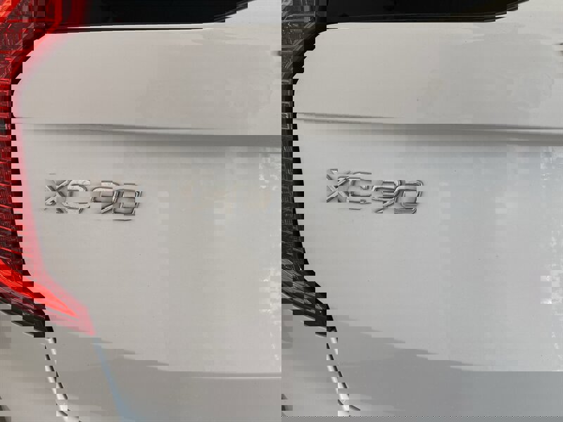 Used 2018 Volvo XC90 T6 Momentum w/ Convenience Package image 36