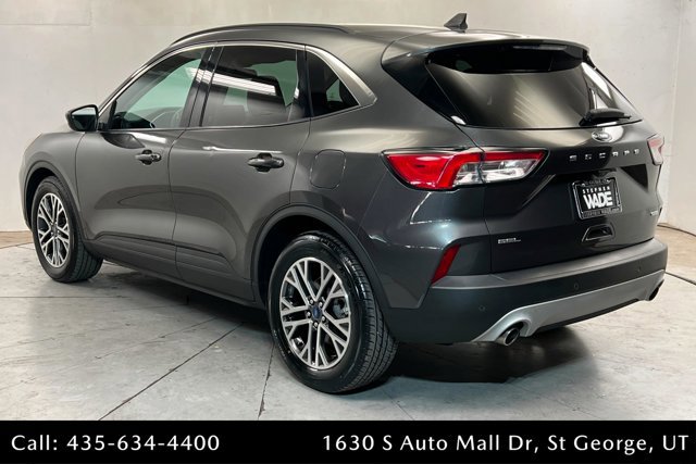 Used 2020 Ford Escape SEL image 3