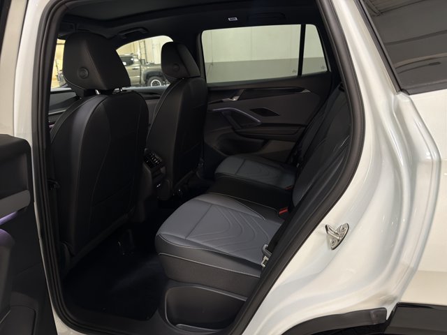 New 2026 Volkswagen Tiguan SE R-Line AWD/4WD image 22