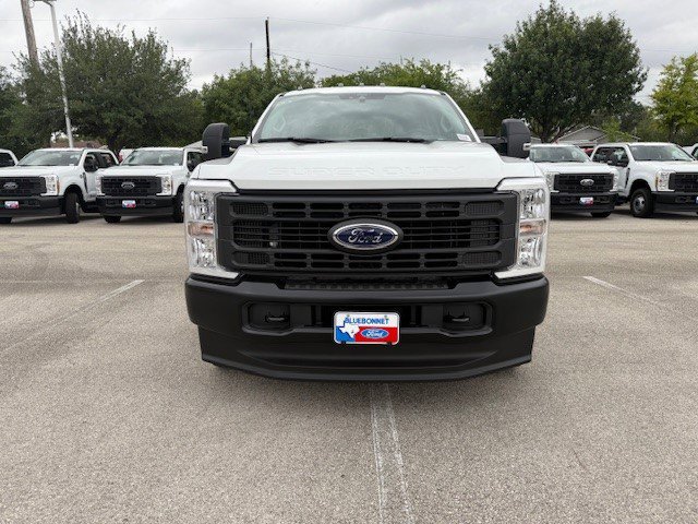 New 2026 Ford F350 XL image 3