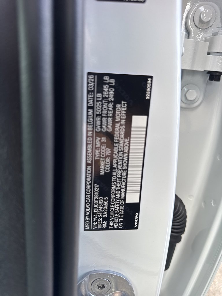 New 2026 Volvo XC40 B5 Plus w/ Climate Package AWD/4WD image 30