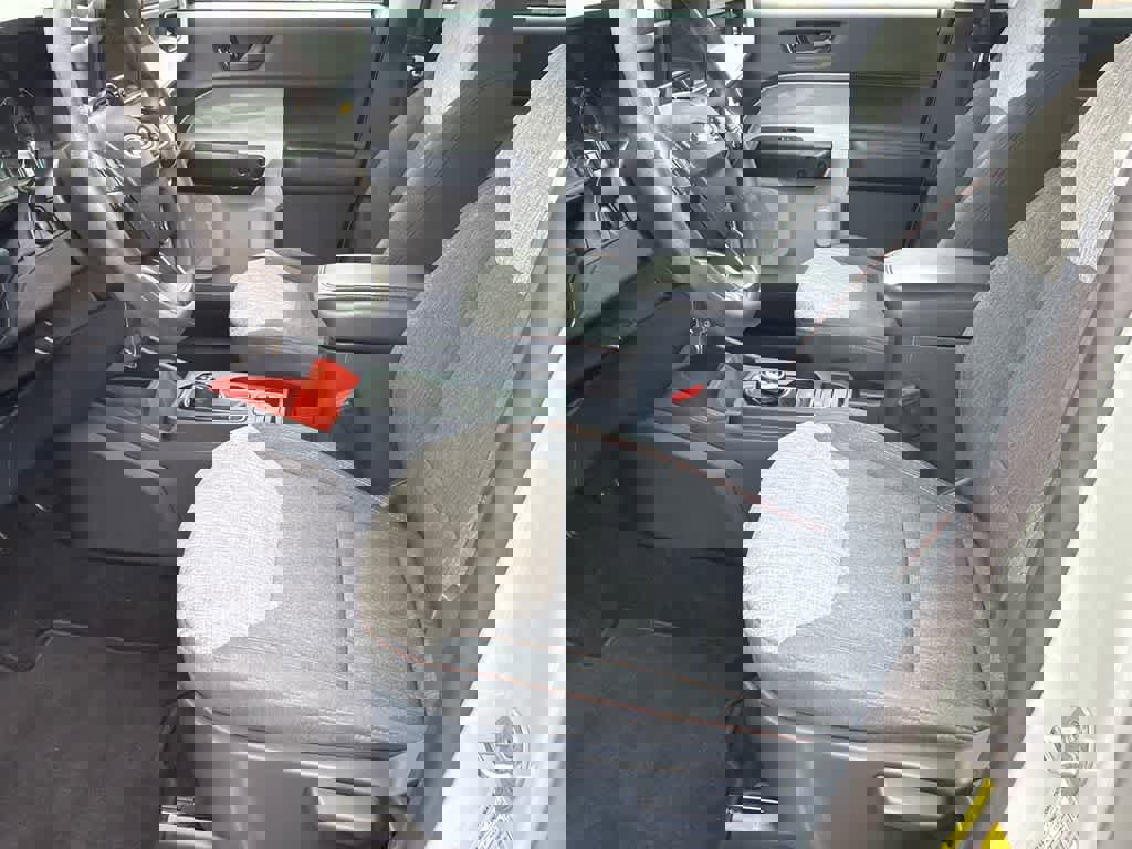 Used 2023 Ford Maverick XLT image 10