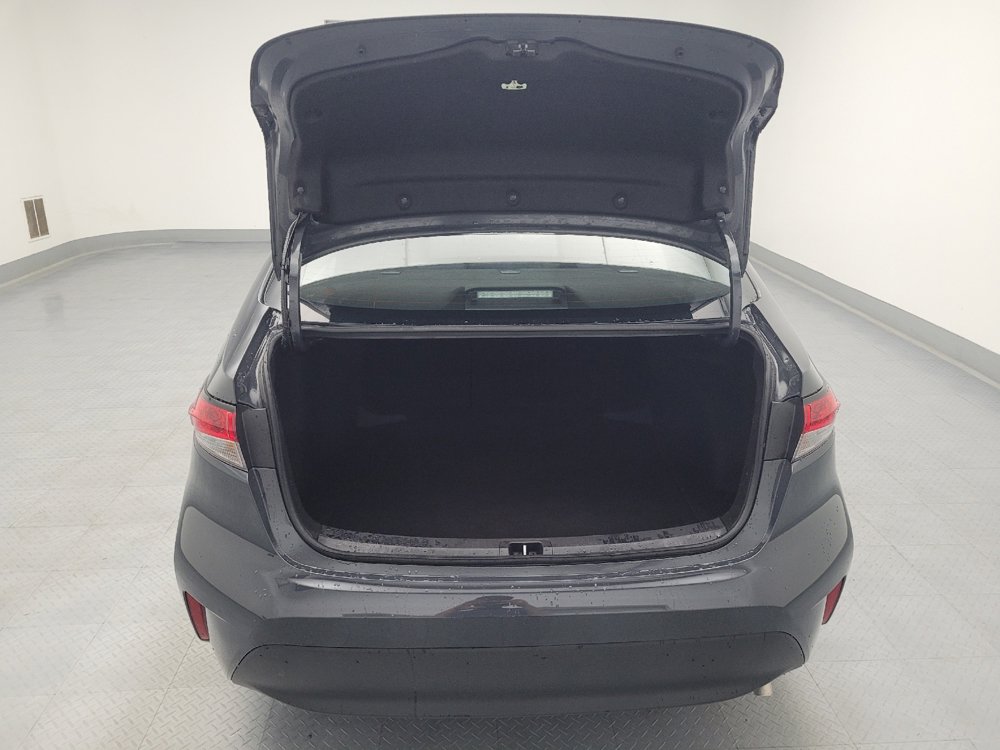 Used 2025 Toyota Corolla LE FWD image 29
