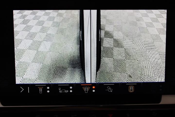 Used 2024 GMC Sierra 2500 SLT w/ SLT Convenience Package image 38