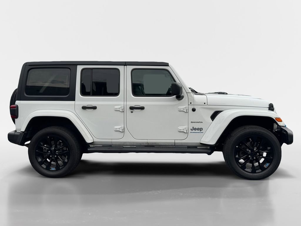 Used 2023 Jeep Wrangler Unlimited Sahara image 3