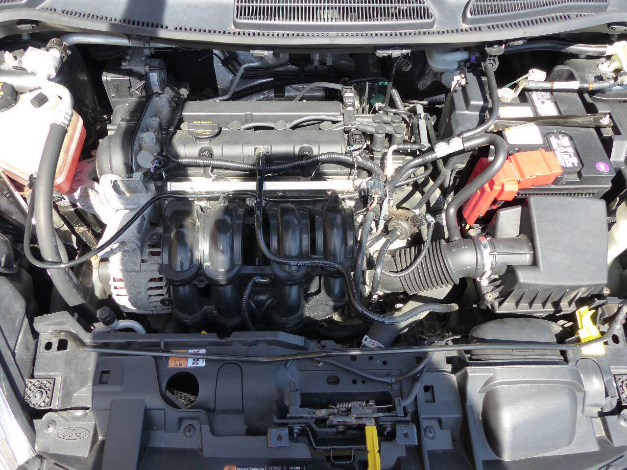 Used 2015 Ford Fiesta SE w/ Comfort Package image 22