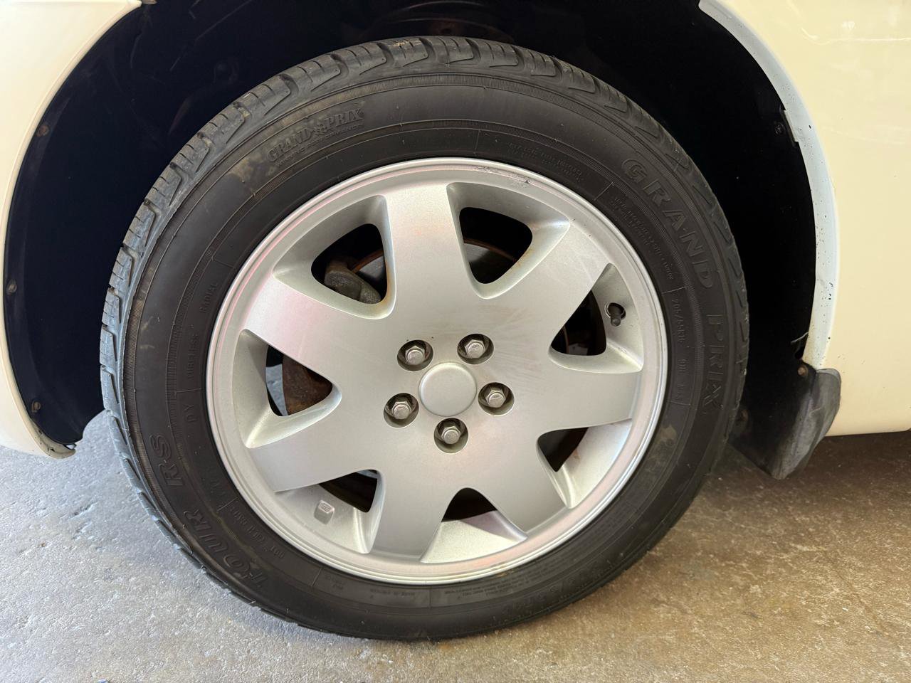 Used 2005 Chrysler PT Cruiser Touring FWD image 10