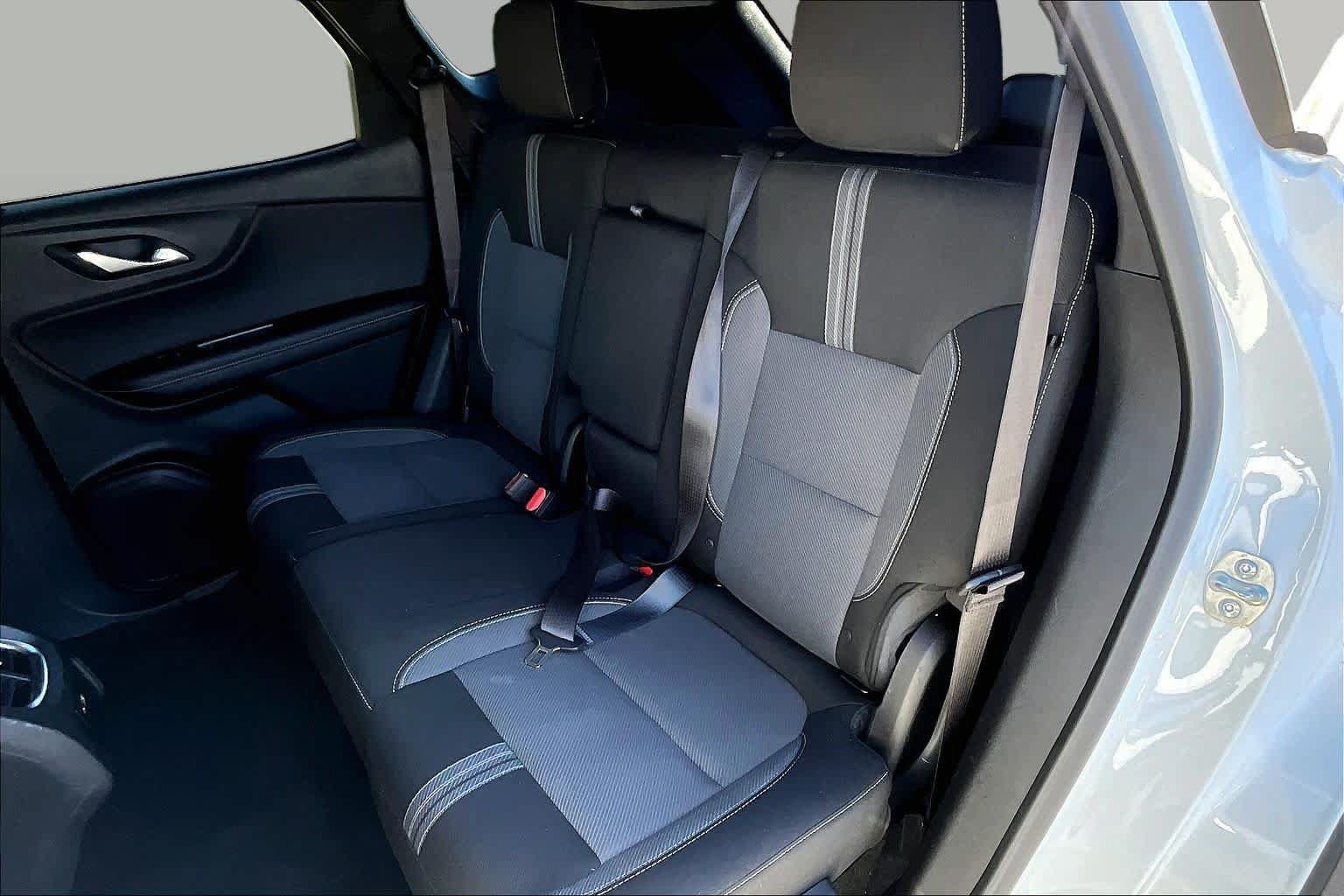 Used 2025 Chevrolet Blazer LT AWD/4WD image 19
