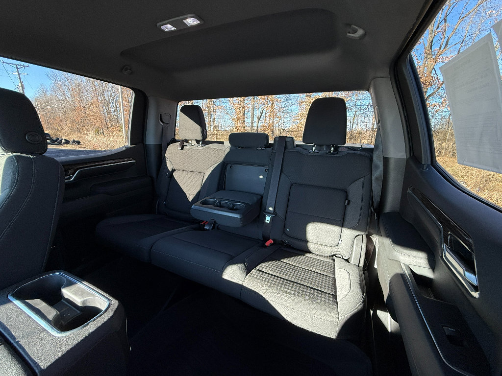 Used 2024 GMC Sierra 1500 Elevation image 23