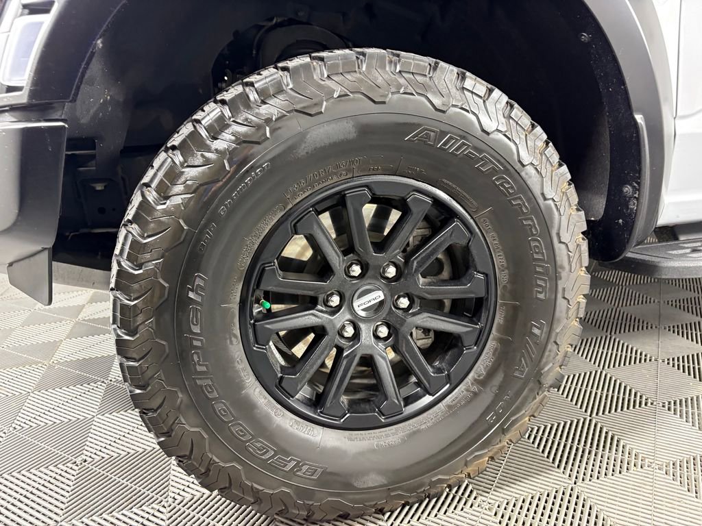 Certified 2025 Ford F150 Raptor AWD/4WD image 11