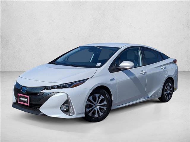 Used 2022 Toyota Prius Prime Limited FWD image 2