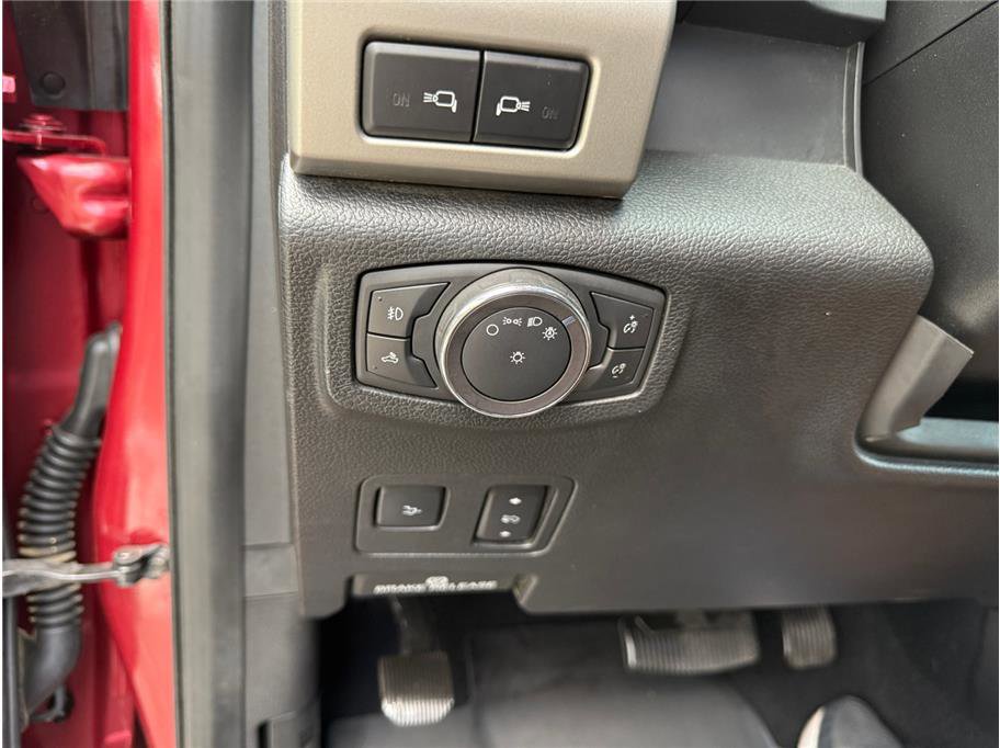 Used 2019 Ford F250 Lariat w/ Lariat Ultimate Package image 28