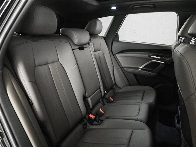 Certified 2025 Audi Q5 Premium w/ Convenience Package image 21