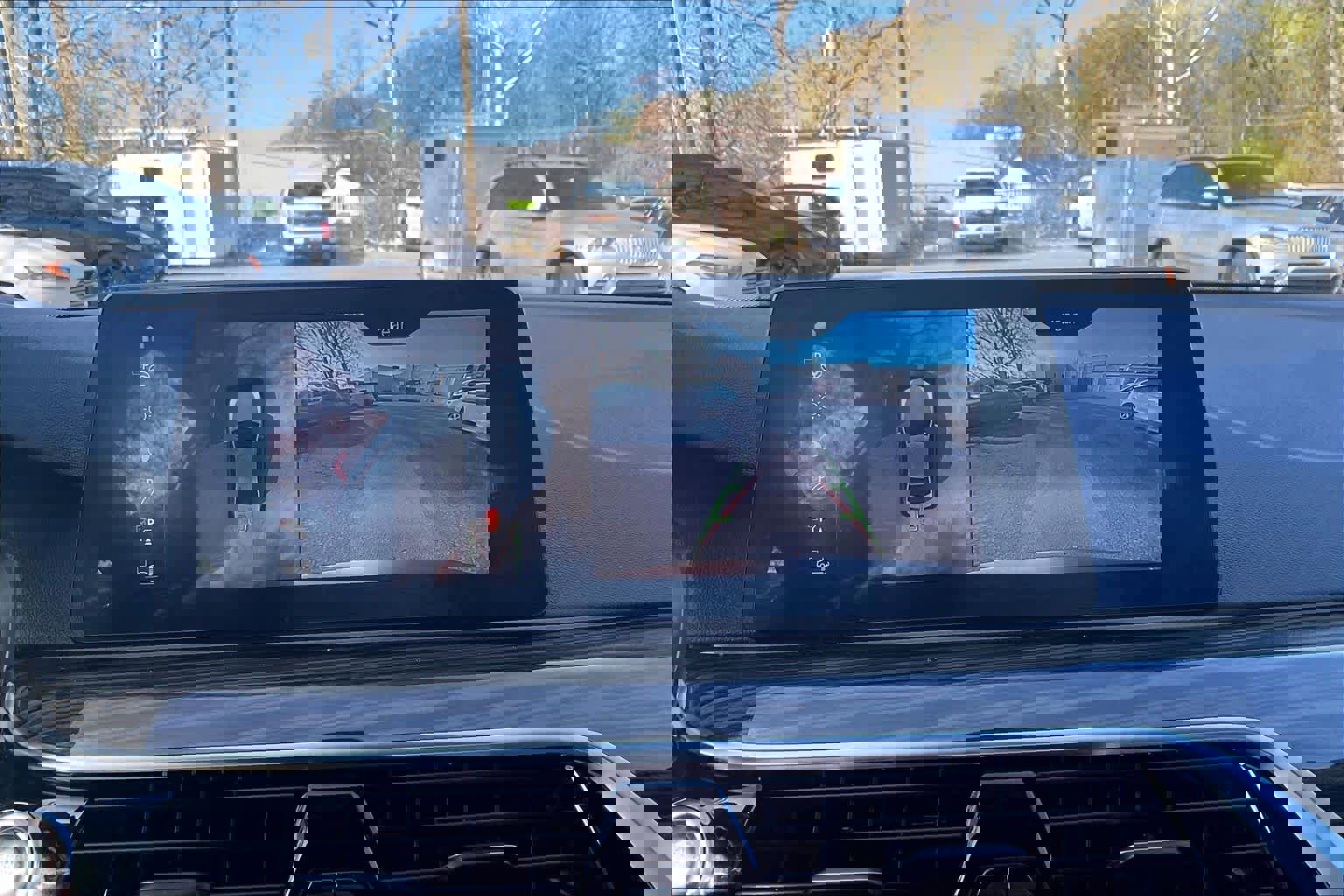 Used 2018 BMW 530e xDrive image 30