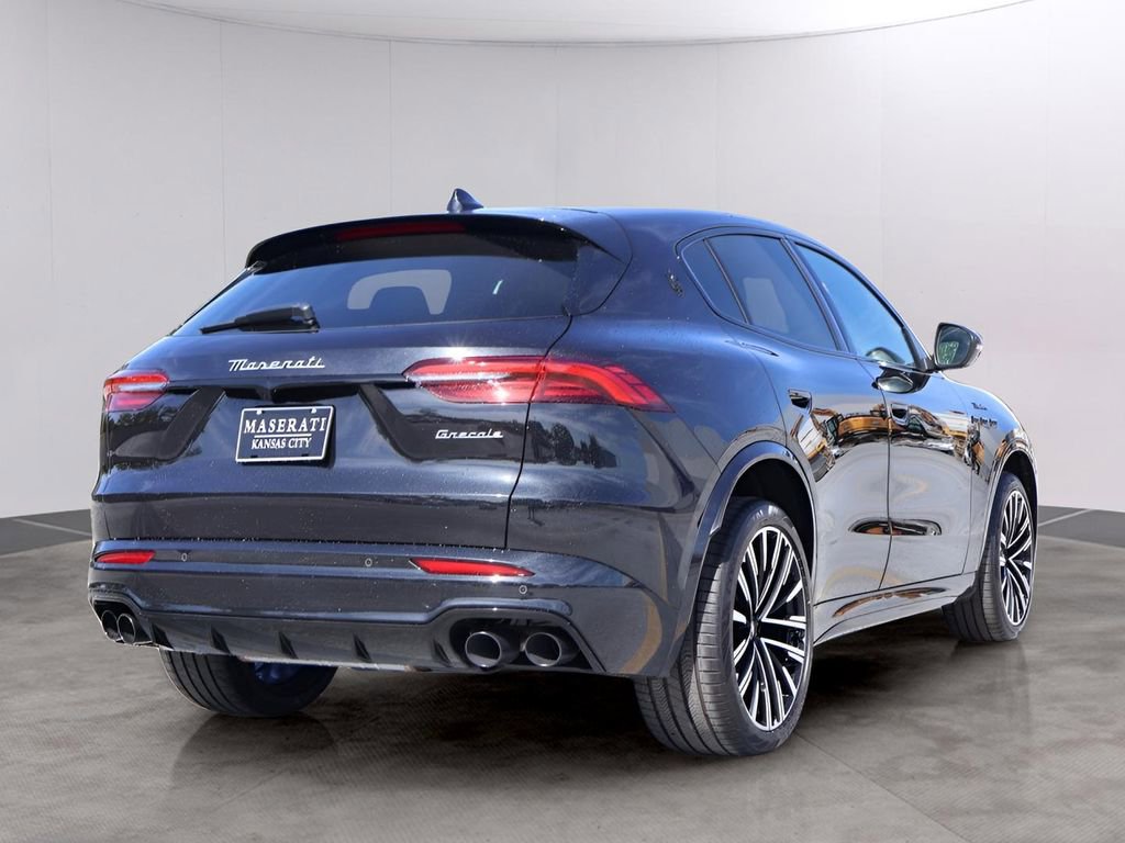 Used 2025 Maserati Grecale Modena image 5