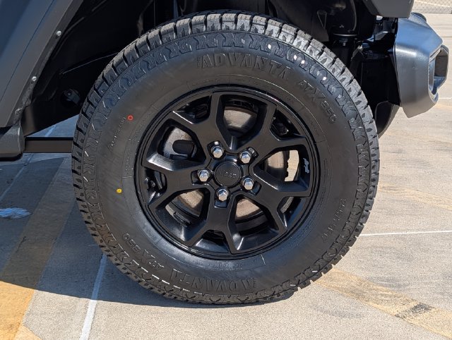 Used 2021 Jeep Wrangler Unlimited Sport AWD/4WD image 11