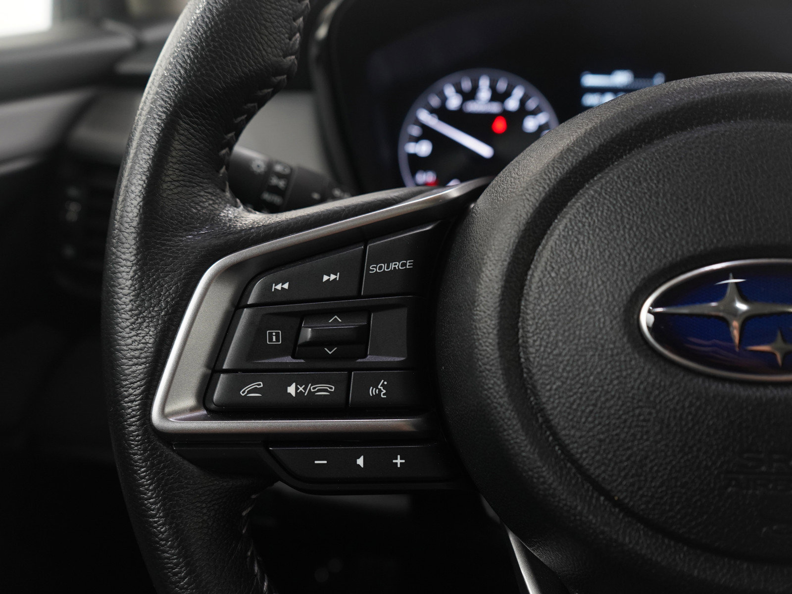 Used 2024 Subaru Outback Premium image 24