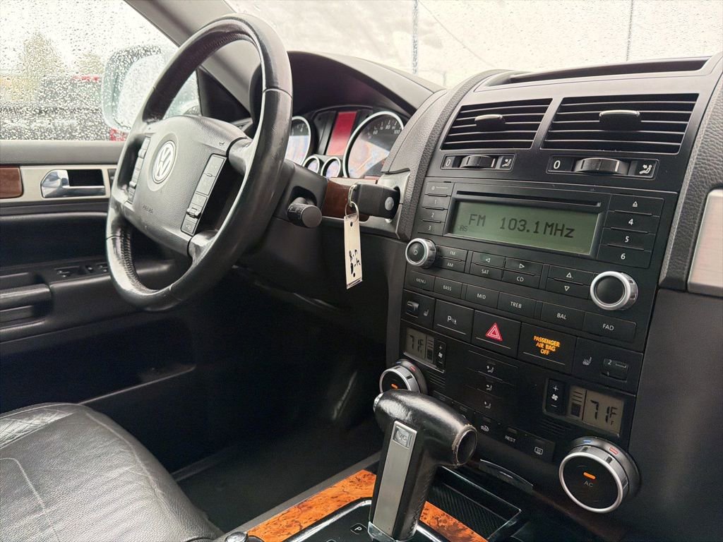 Used 2008 Volkswagen Touareg V6 AWD/4WD image 42