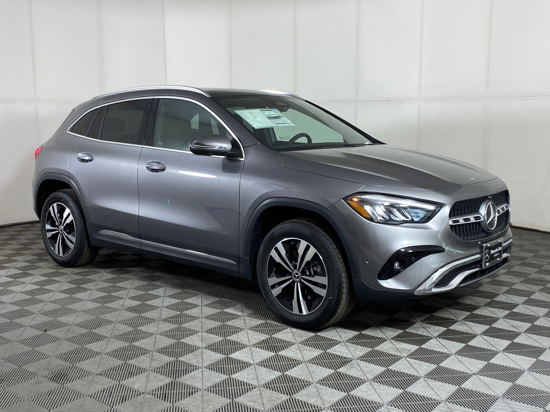 Used 2026 Mercedes-Benz GLA 250 4MATIC image 7