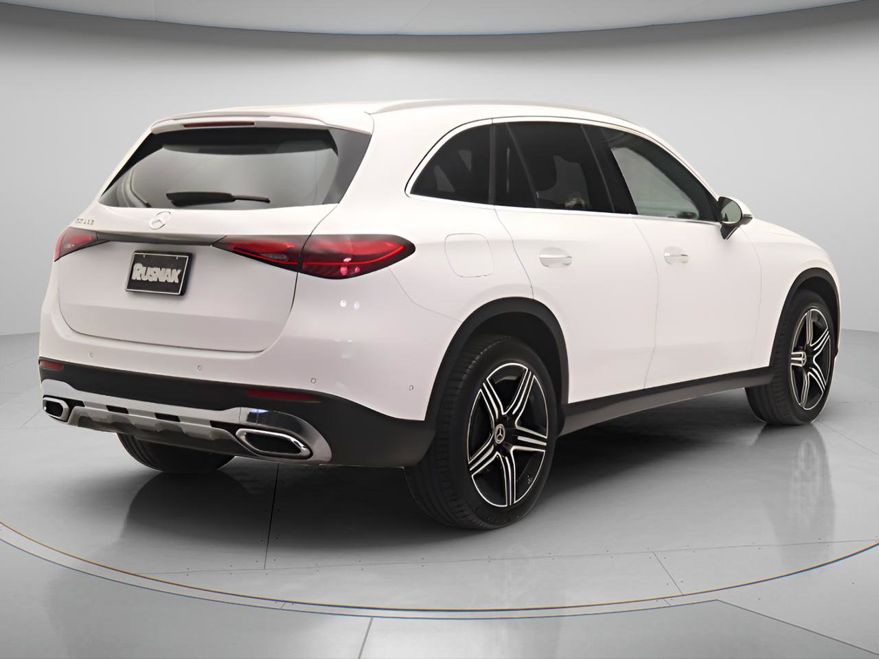 Certified 2026 Mercedes-Benz GLC 300 image 4