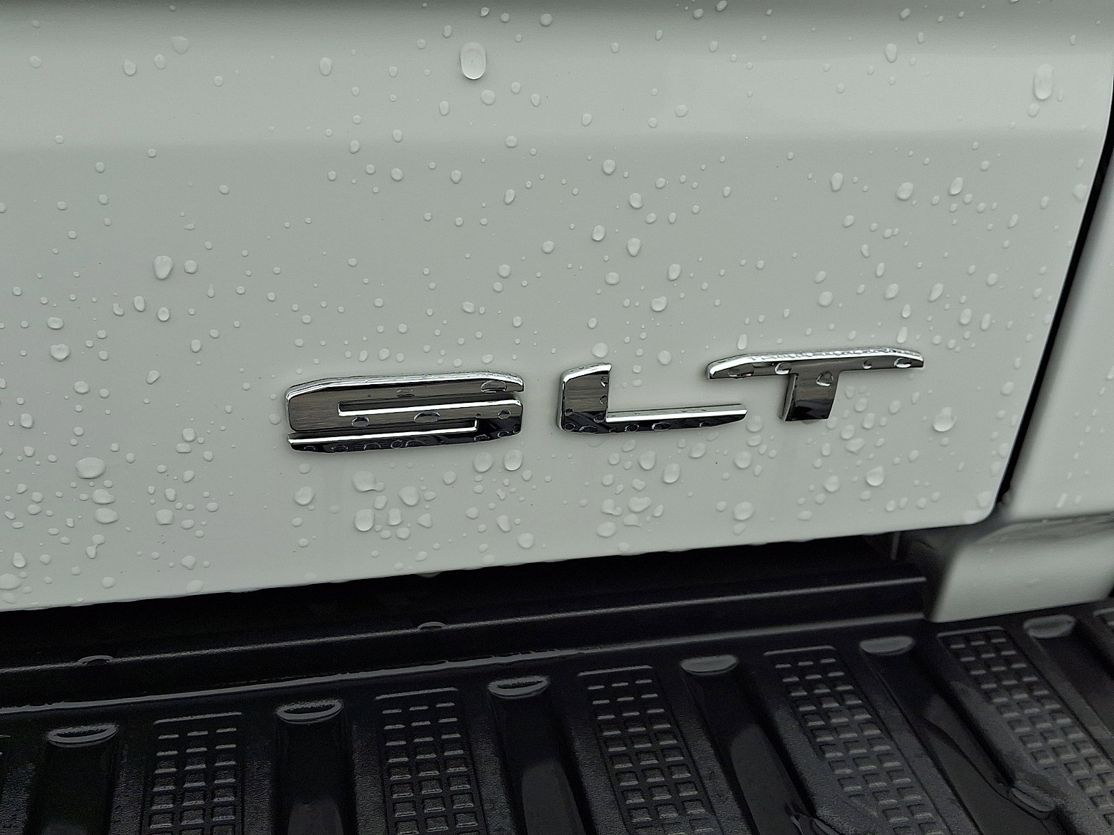 Used 2019 GMC Sierra 1500 SLT w/ SLT Premium Plus Package image 34