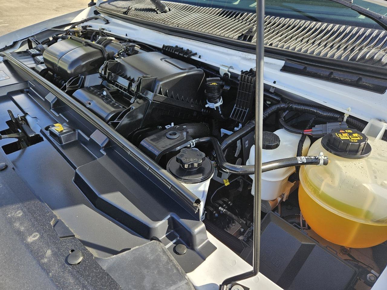Used 2023 Ford E-350 and Econoline 350 Super Duty w/ Power Windows & Locks Group RWD image 34