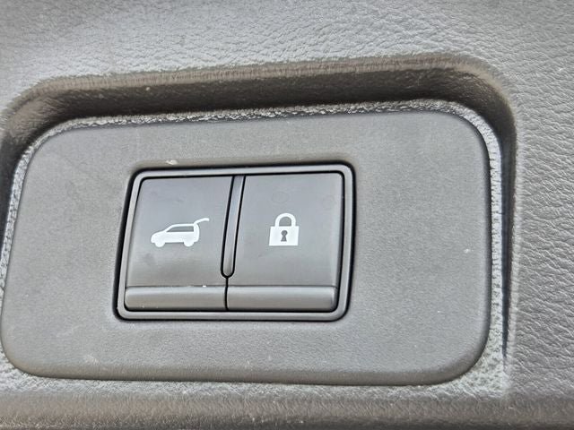 Used 2023 Nissan Rogue SV w/ SV Premium B Package FWD image 33