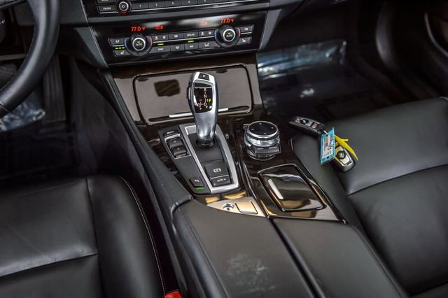 Used 2015 BMW 535i 535i - SILVER ON BLACK - NAV - image 33