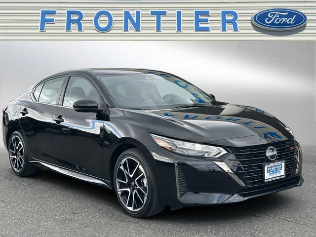 Used 2025 Nissan Sentra SR FWD image 8