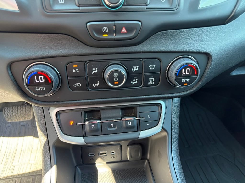 Certified 2024 GMC Terrain SLE w/ Driver Convenience Package FWD image 17
