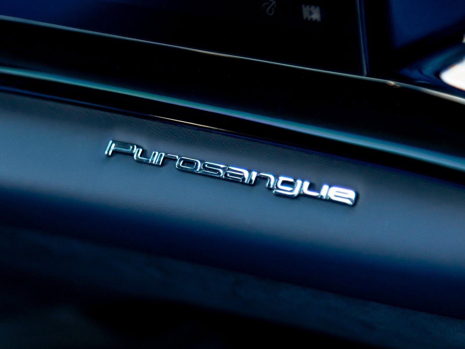 Used 2025 Ferrari Purosangue image 36