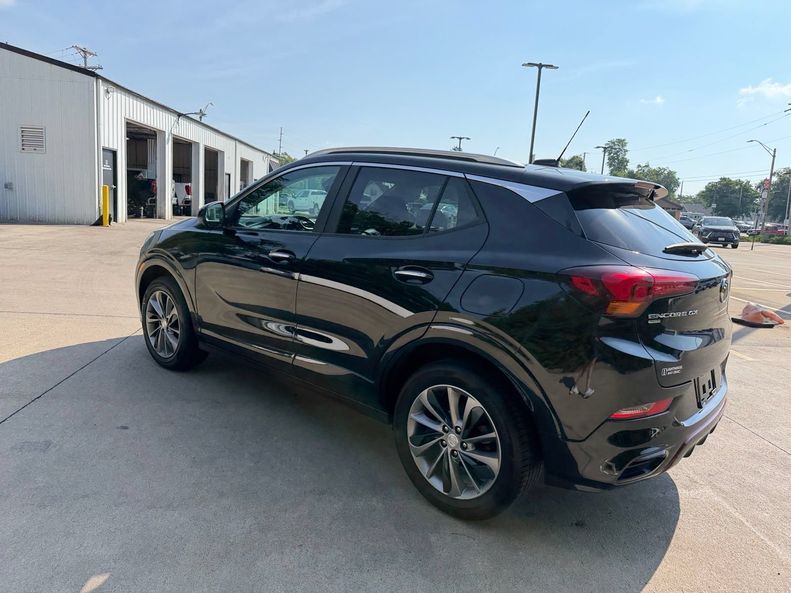 Used 2023 Buick Encore GX Select w/ Sport Touring Package AWD/4WD image 28