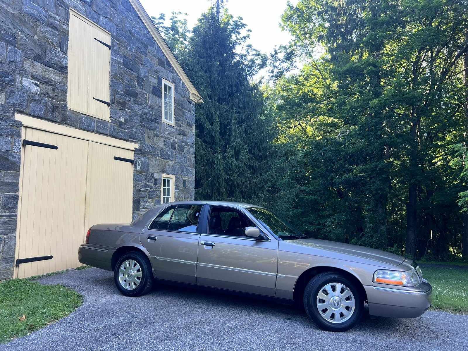 Used 2003 Mercury Grand Marquis LS RWD image 27