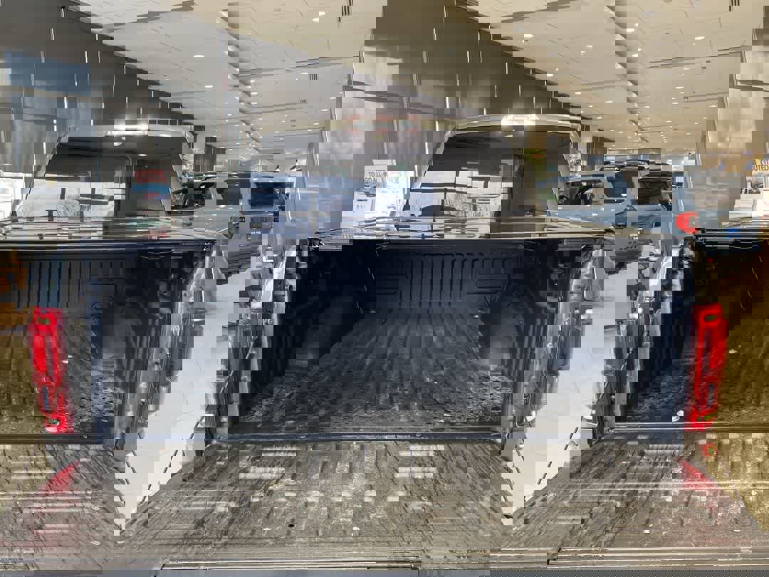 Used 2019 Ford F150 Raptor w/ Equipment Group 802A Luxury image 23