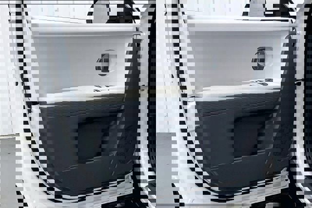 Used 2025 Hyundai Ioniq 5 SE image 10