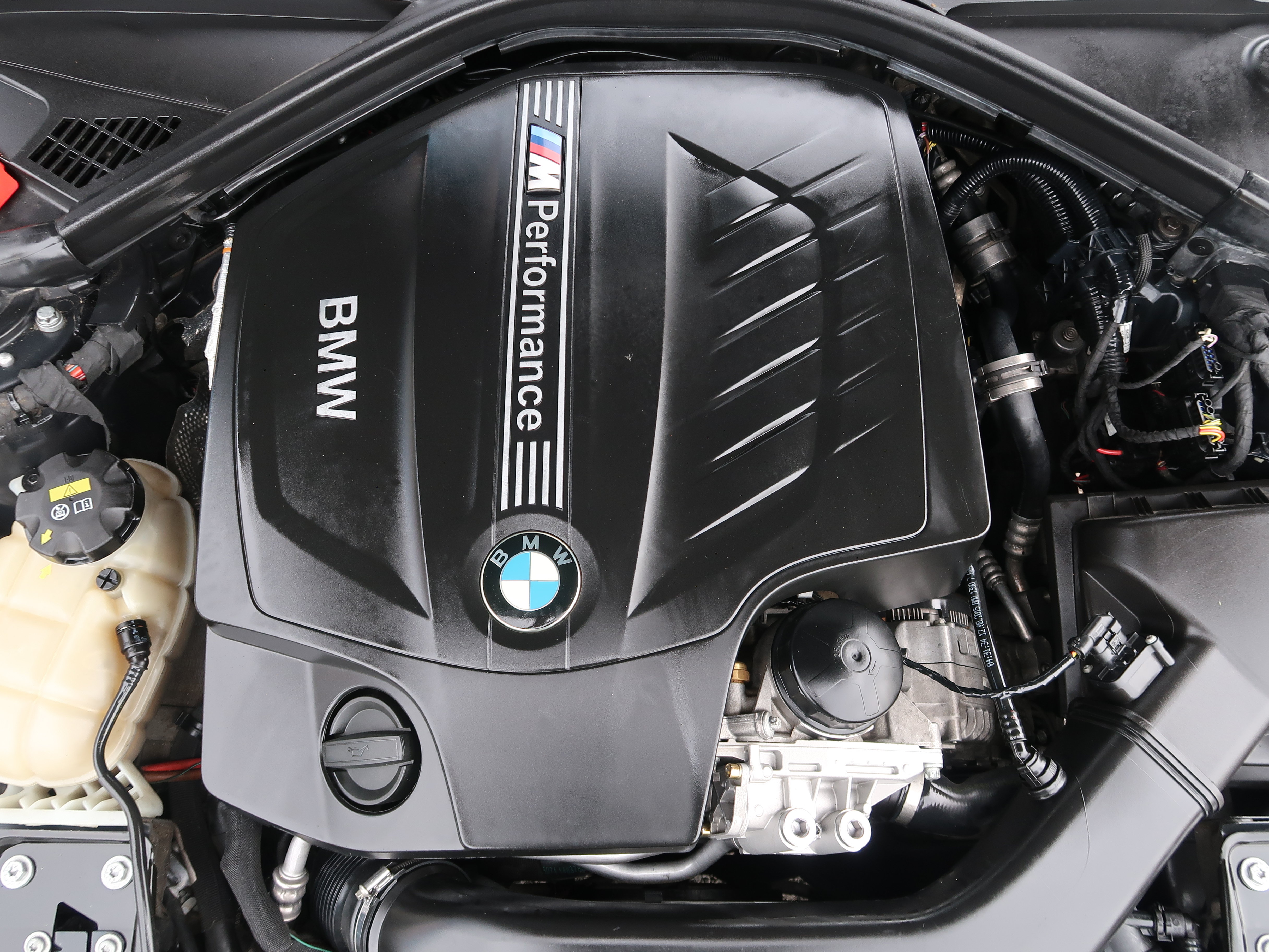 Used 2016 BMW M235i Coupe RWD image 34