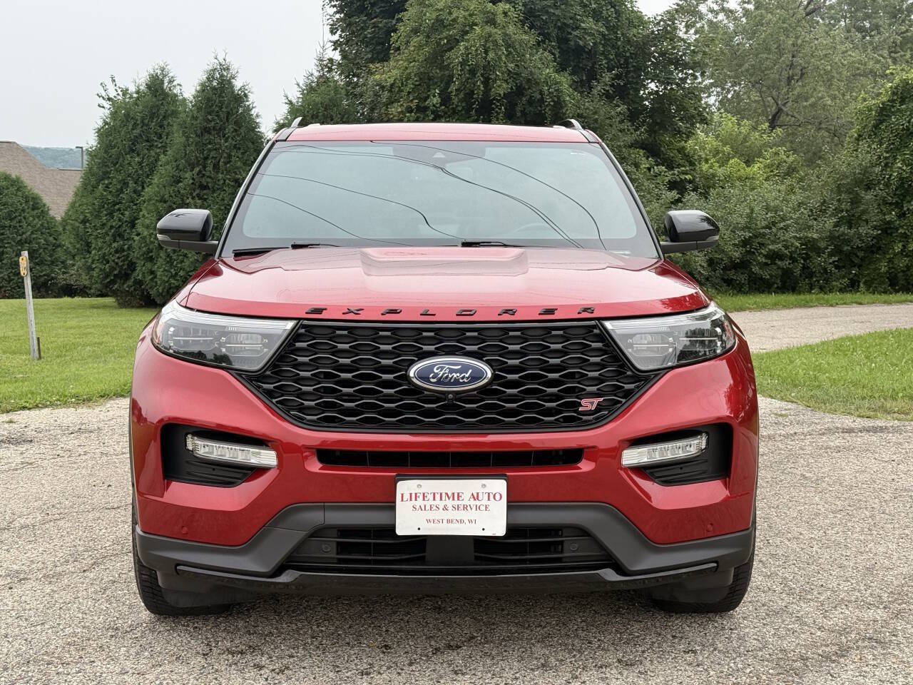 Used 2020 Ford Explorer ST w/ Premium Technology Package AWD/4WD image 8