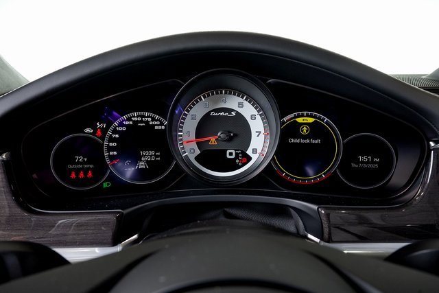 Used 2023 Porsche Panamera Turbo S image 44
