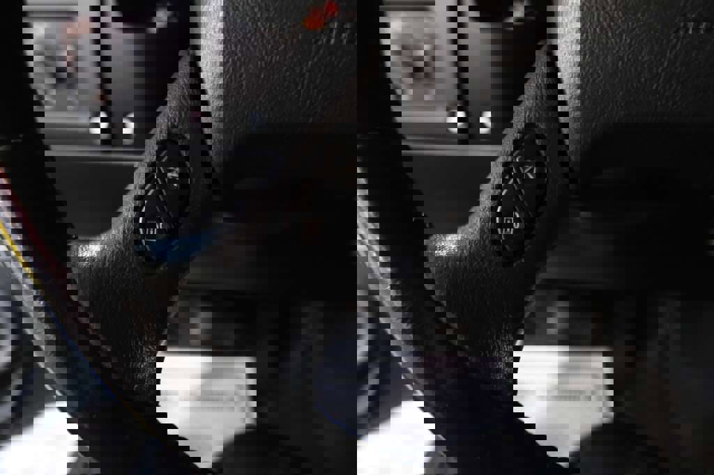 Used 2005 HUMMER H2 w/ Preferred Equipment Group image 37