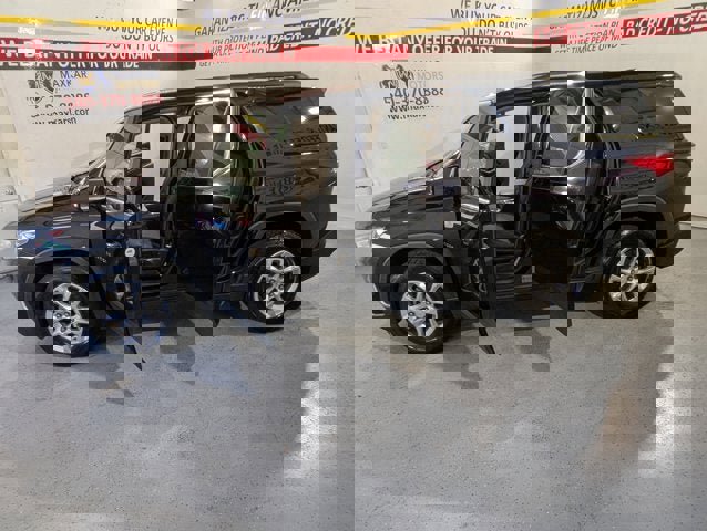 Used 2020 Chevrolet Traverse LT image 12