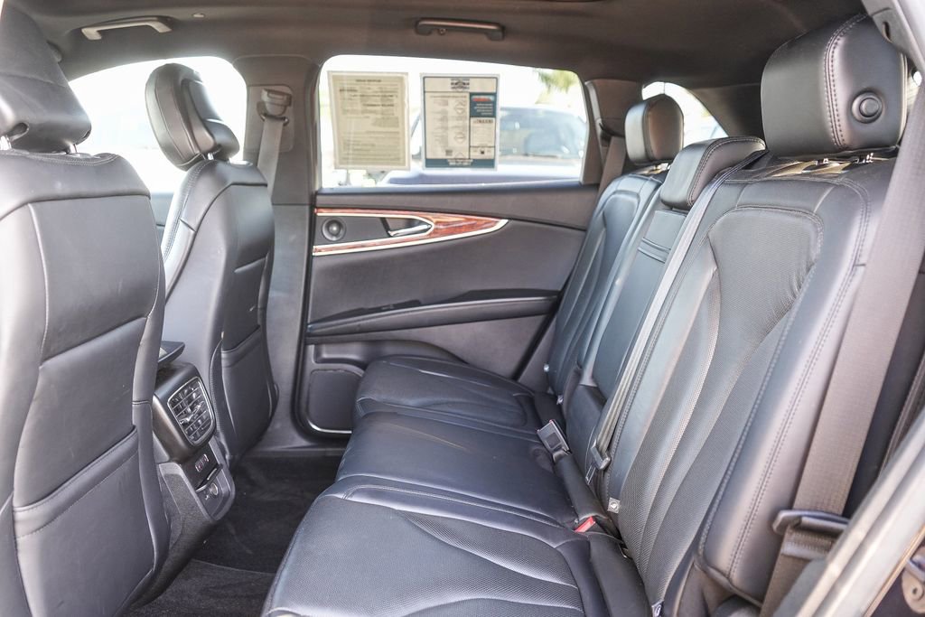 Used 2020 Lincoln Nautilus Reserve w/ Equipment Group 201A AWD/4WD image 23