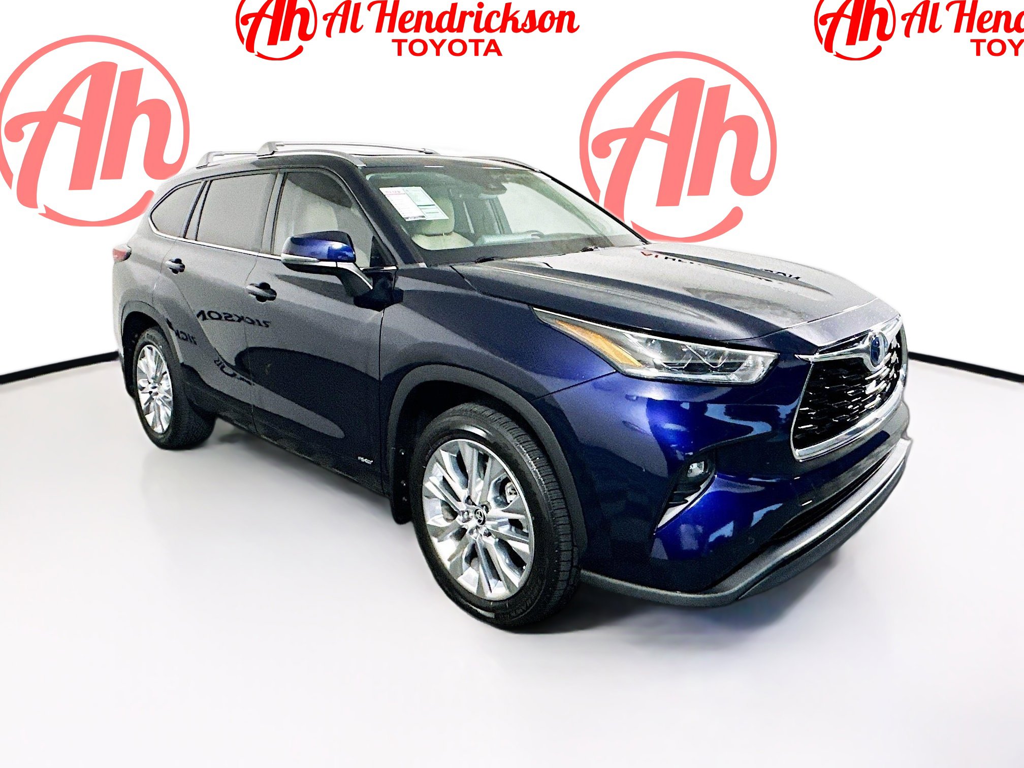 Used 2023 Toyota Highlander Limited