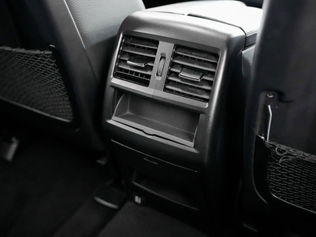 Used 2015 Mercedes-Benz ML 350 4MATIC image 30