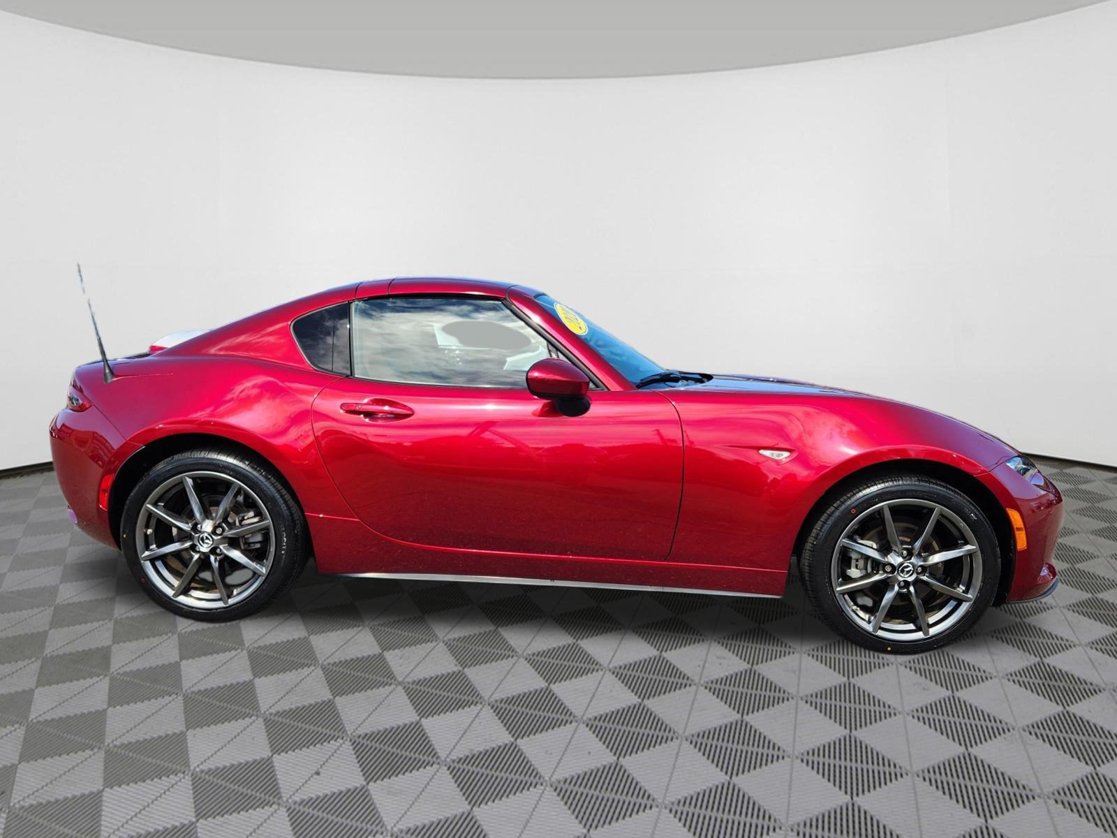 Used 2020 MAZDA MX-5 Miata RF Grand Touring RWD image 6