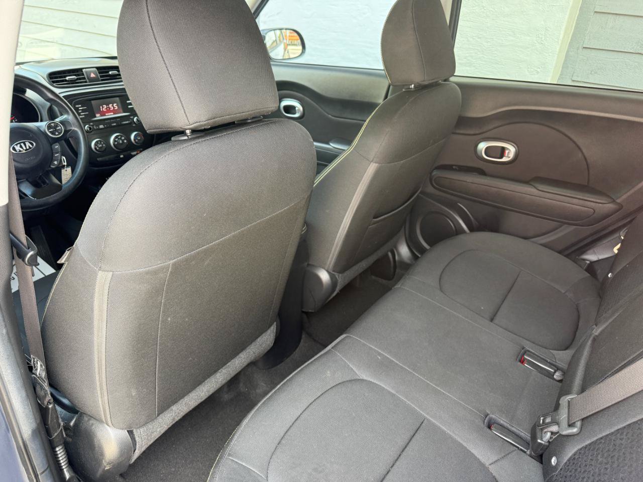 Used 2015 Kia Soul + FWD image 29