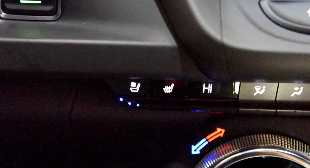 Used 2017 Chevrolet Camaro SS image 21