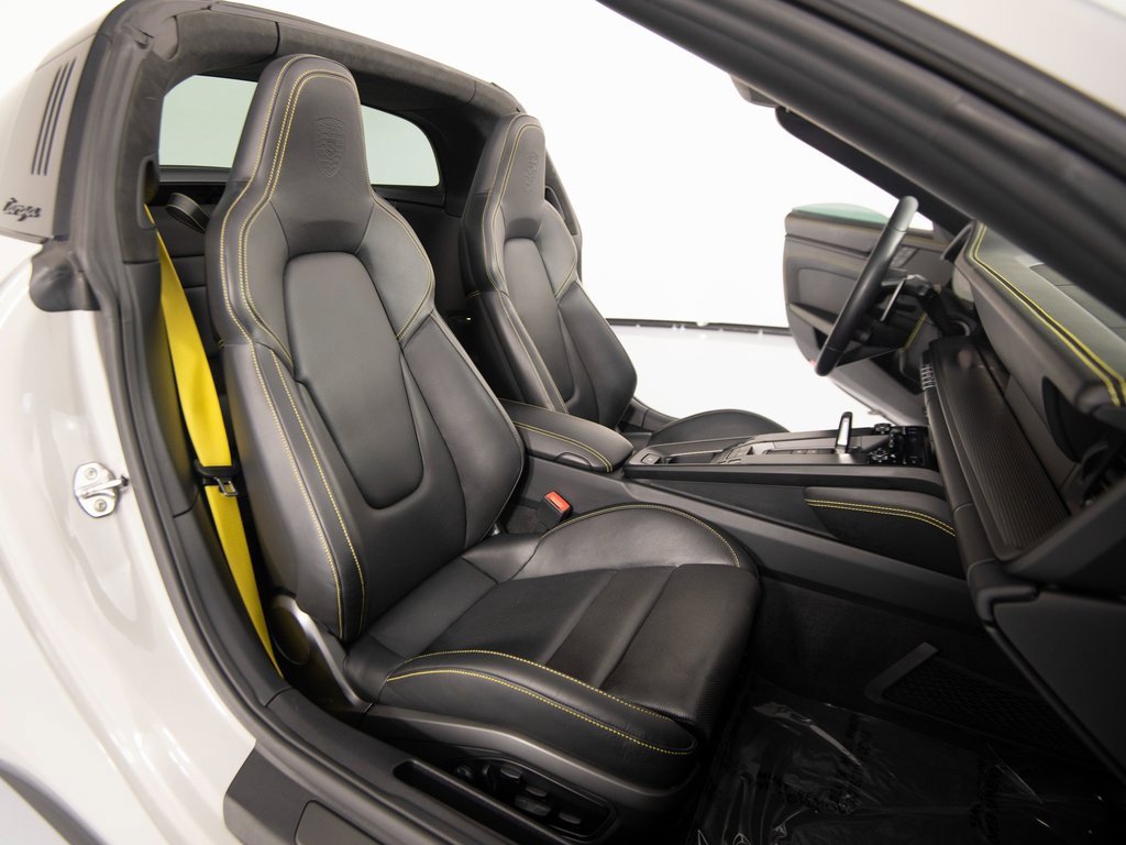Certified 2022 Porsche 911 Targa 4 GTS image 24
