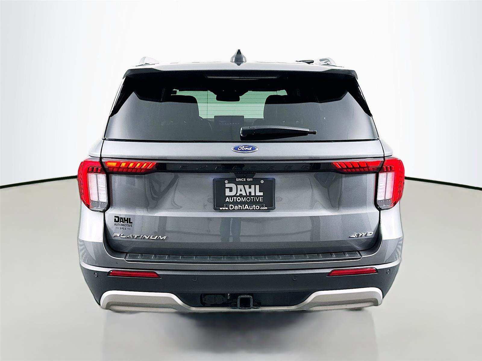 Used 2025 Ford Explorer Platinum w/ LUX Leather Package image 6